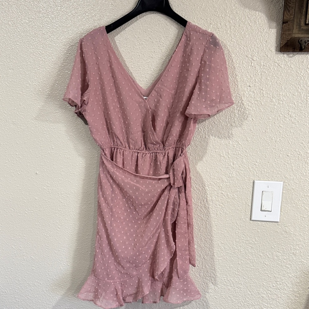 Chic Mauve Polka Dot Mini Dress